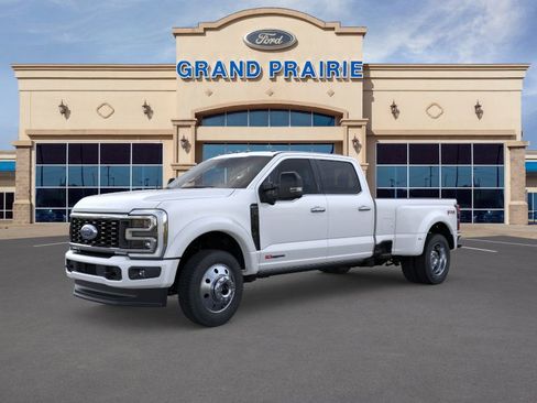 New 2026 Ford F450 Platinum image 1