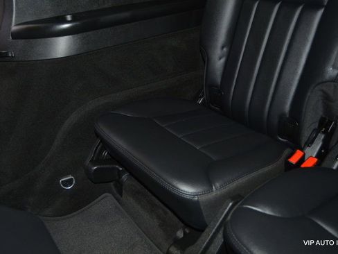 Used 2009 Mercedes-Benz R 320 BlueTEC 4MATIC image 29