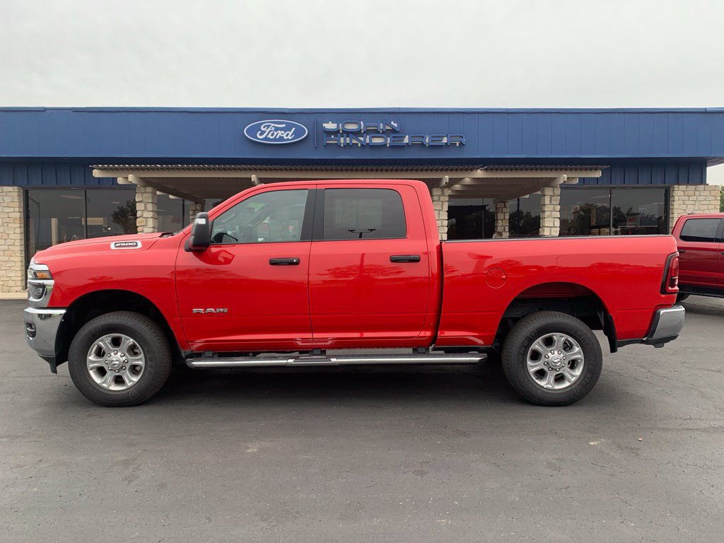 Used 2026 RAM 2500 Big Horn AWD/4WD image 9