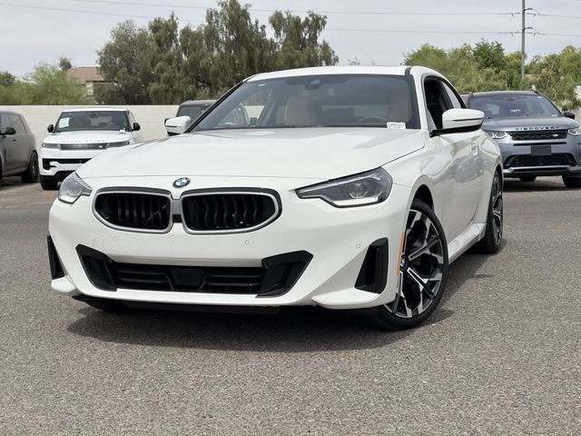 Used 2026 BMW 230i Coupe w/ Convenience Package RWD image 3