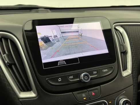 Used 2023 Chevrolet Malibu LT FWD image 22
