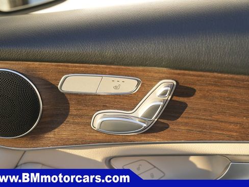 Used 2022 Mercedes-Benz GLC 300 4MATIC w/ Premium Package Lite image 35