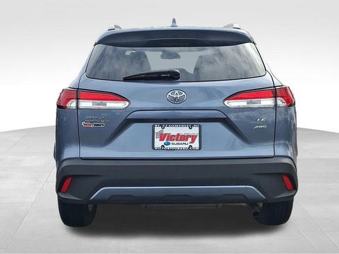 Used 2023 Toyota Corolla Cross LE image 5