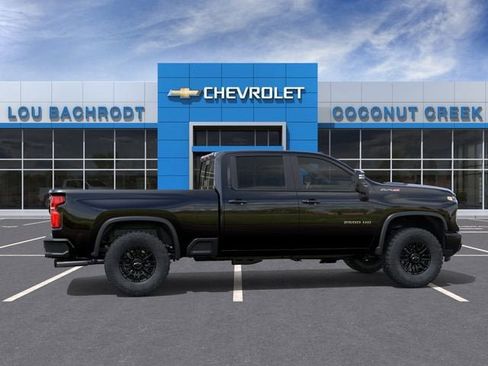 New 2026 Chevrolet Silverado 2500 ZR2 AWD/4WD image 5