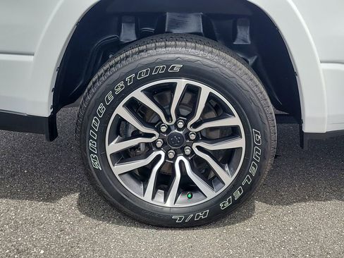 Certified 2025 RAM 1500 Limited image 5