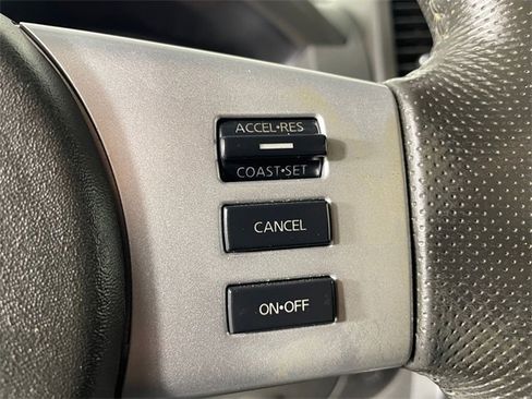 Used 2008 Nissan Pathfinder SE image 10