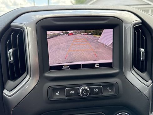 Used 2024 Chevrolet Silverado 1500 Custom image 13