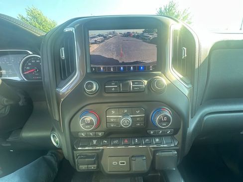 Used 2022 Chevrolet Silverado 3500 High Country AWD/4WD image 10