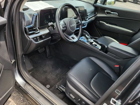 Used 2023 Kia Sportage EX image 27