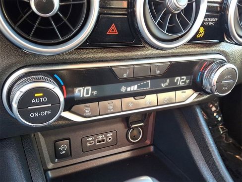 Certified 2024 Nissan Sentra SR image 16