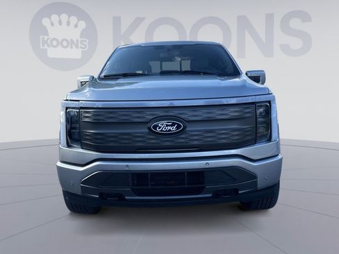 Used 2025 Ford F150 Lightning Lariat w/ Max Trailer Tow Package AWD/4WD image 11