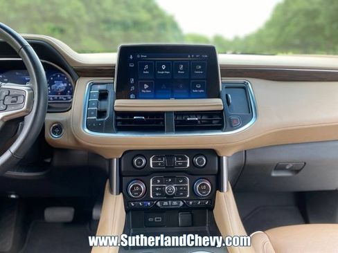 Used 2023 Chevrolet Tahoe Premier AWD/4WD image 29