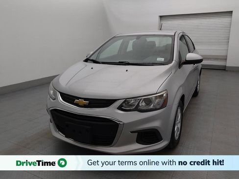 Used 2019 Chevrolet Sonic LT image 1