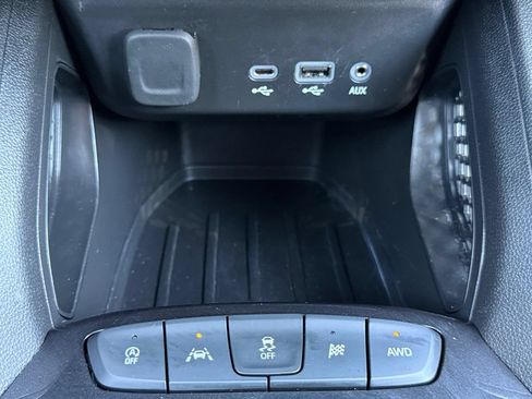 Used 2023 Chevrolet TrailBlazer RS w/ Convenience Package AWD/4WD image 18
