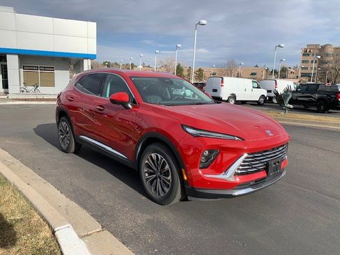 Certified 2025 Buick Envision Preferred image 8