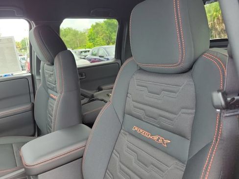 New 2026 Nissan Frontier PRO-4X w/ Pro-4x Convenience Package AWD/4WD image 15