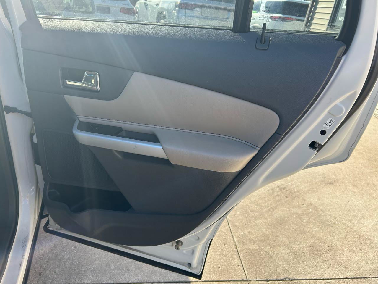 Used 2013 Ford Edge SE FWD image 15