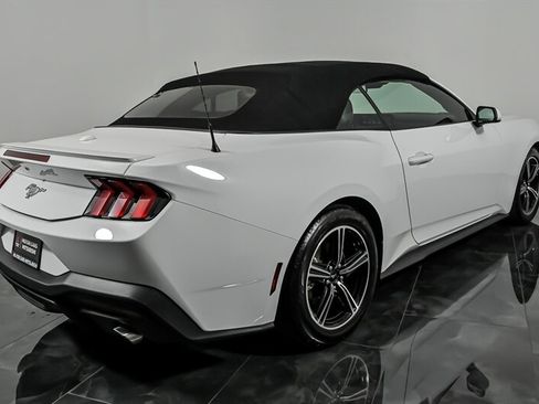 Used 2024 Ford Mustang Premium RWD image 30