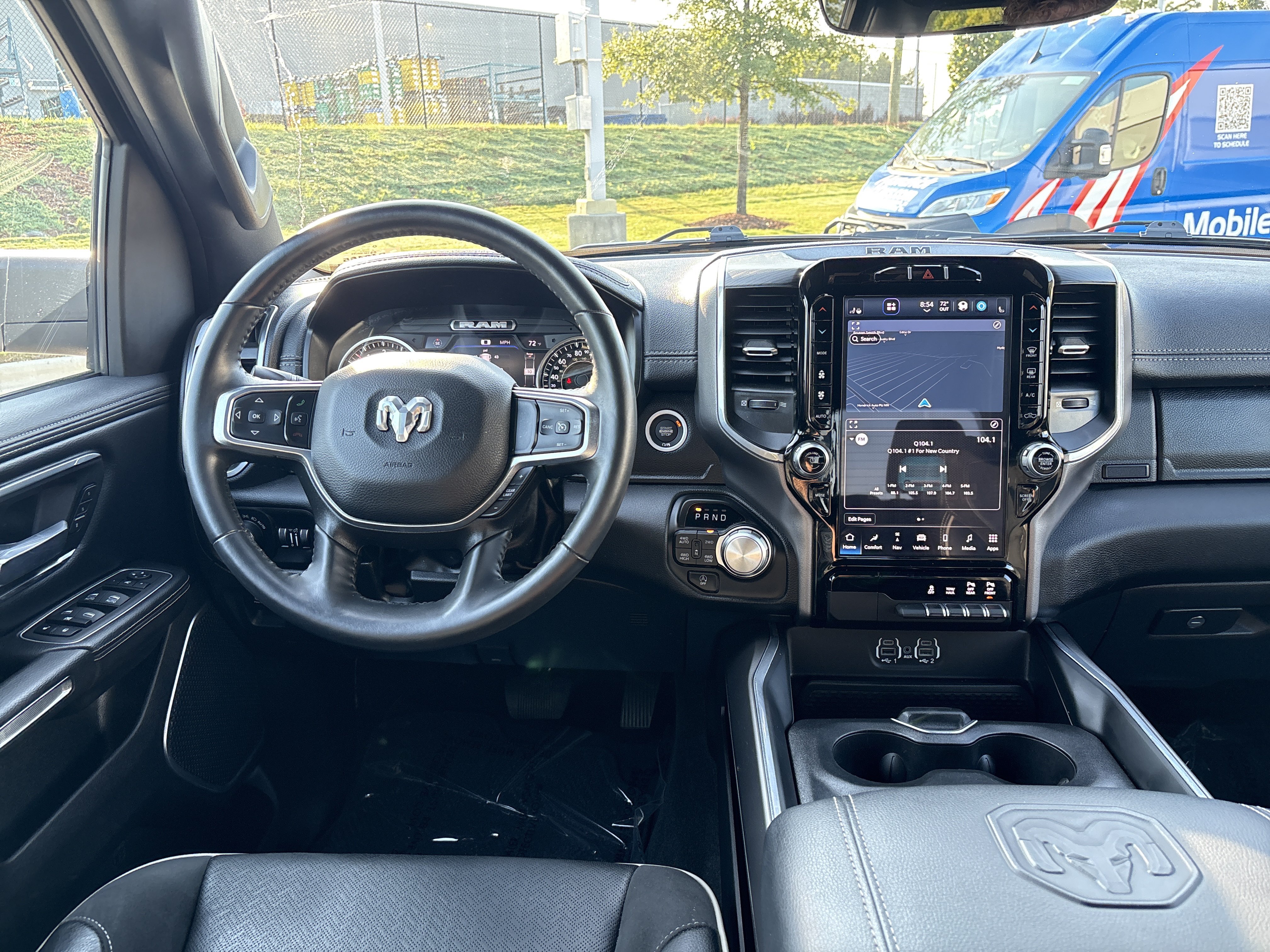 Used 2023 RAM 1500 Laramie AWD/4WD image 19