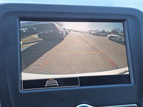 Used 2023 Chevrolet Equinox LT image 8