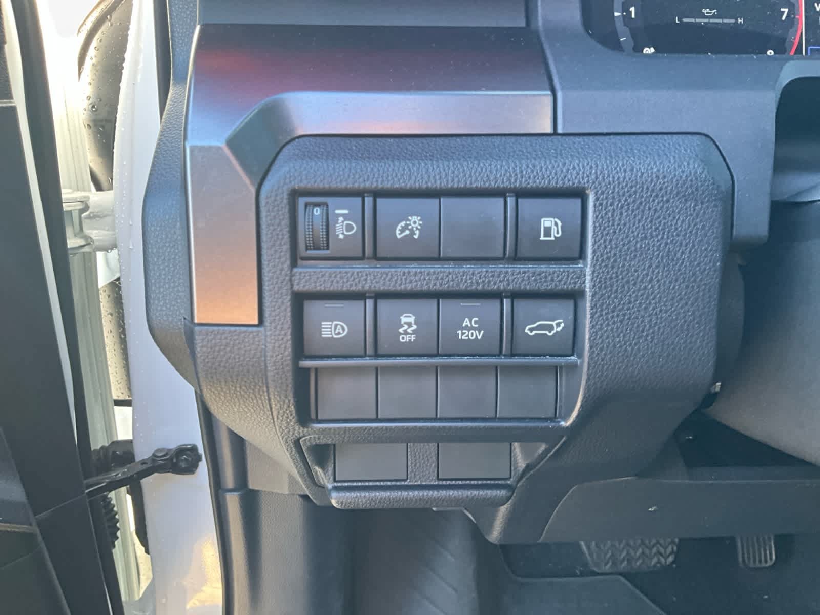 Used 2025 Toyota 4Runner TRD Off-Road Premium AWD/4WD image 20