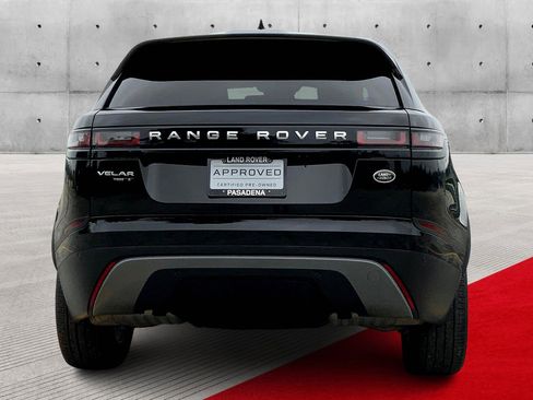 Used 2020 Land Rover Range Rover Velar S image 4