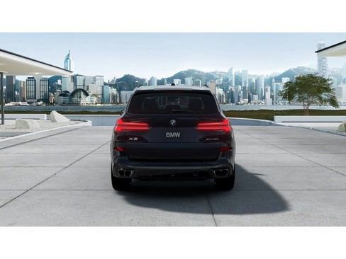 New 2026 BMW X5 xDrive40i w/ M Sport Package AWD/4WD image 5