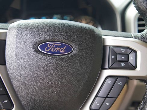 Used 2015 Ford F150 Lariat w/ Equipment Group 501A Mid AWD/4WD image 71