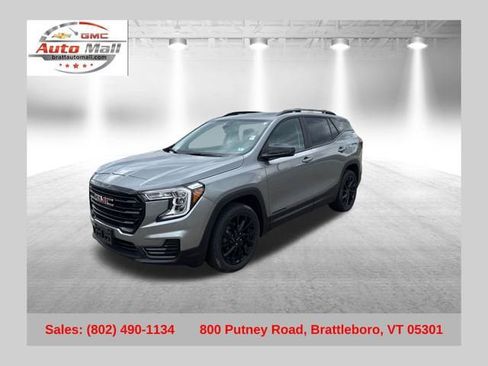 Used 2023 GMC Terrain SLE w/ Driver Convenience Package AWD/4WD image 1