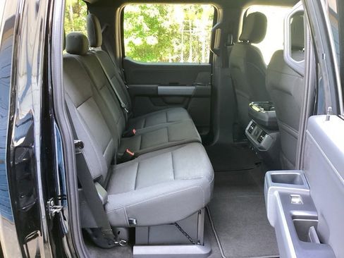 New 2025 Ford F150 XLT w/ Equipment Group 301A Standard image 31