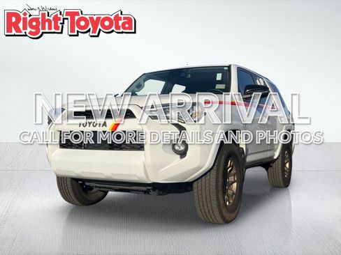 Certified 2023 Toyota 4Runner 40th Anniversary SE AWD/4WD image 1
