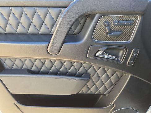 Used 2017 Mercedes-Benz G 63 AMG 4MATIC image 15