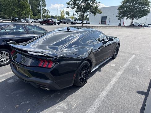 Used 2024 Ford Mustang GT Premium w/ GT Performance Package RWD image 6