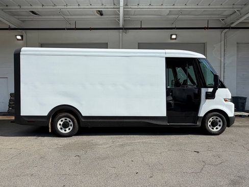 Used 2024 Chevrolet Brightdrop 600 w/ Commercial Equipment Package AWD/4WD image 7