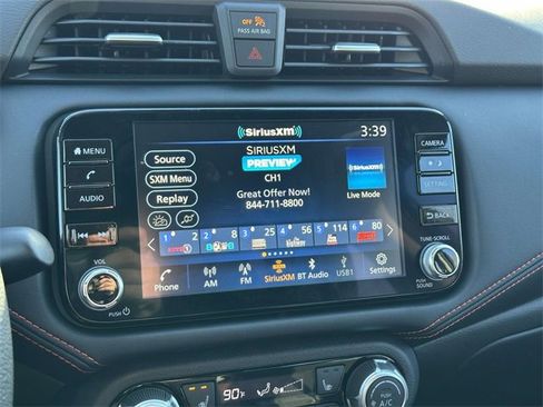 New 2025 Nissan Versa SR w/ Trunk Package image 19