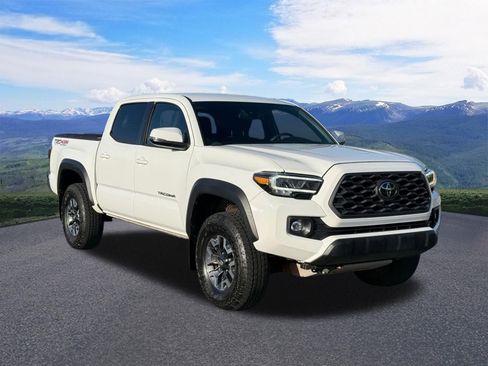 Used 2023 Toyota Tacoma TRD Off-Road AWD/4WD image 8