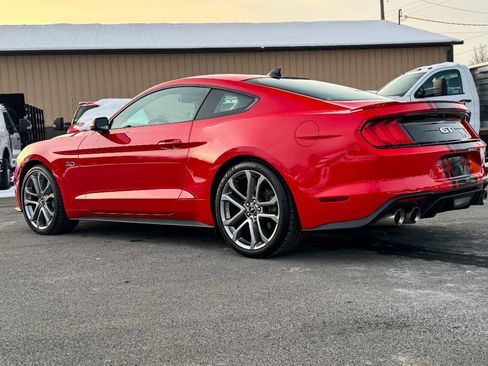 Used 2021 Ford Mustang GT Premium w/ Equipment Group 401A image 5