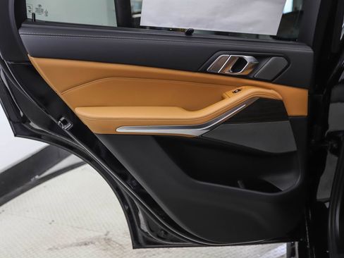 New 2026 BMW X5 xDrive40i w/ M Sport Package image 21