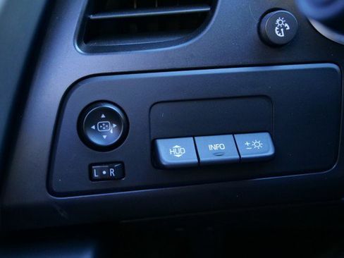 Used 2016 Chevrolet Corvette Z06 w/ 3LZ Preferred Equipment Group image 21