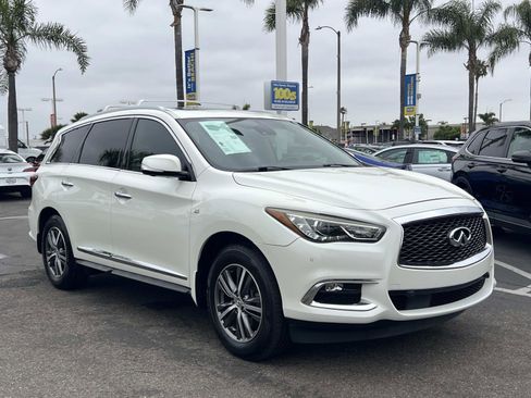 Used 2019 INFINITI QX60 Luxe w/ Essential Package FWD image 31