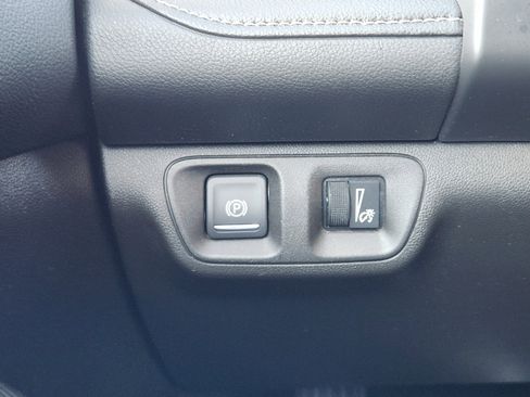 Used 2019 GMC Acadia SLT image 28