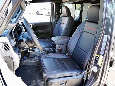New 2026 Jeep Wrangler Unlimited Rubicon AWD/4WD image 20