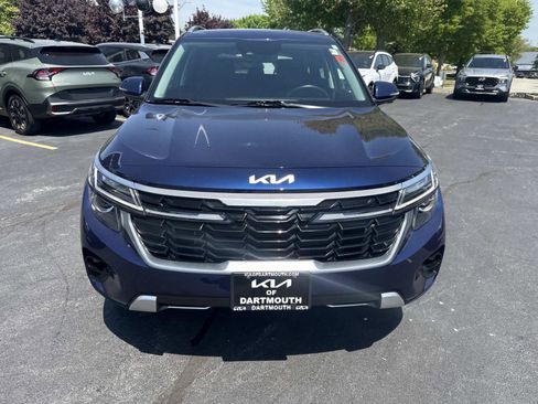 Used 2024 Kia Seltos EX AWD/4WD image 11