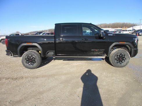 New 2026 GMC Sierra 2500 AT4X image 3