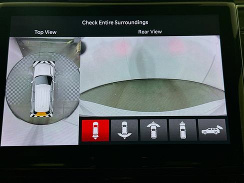 Used 2024 Jeep Grand Cherokee L Limited w/ Luxury Tech Group II image 23