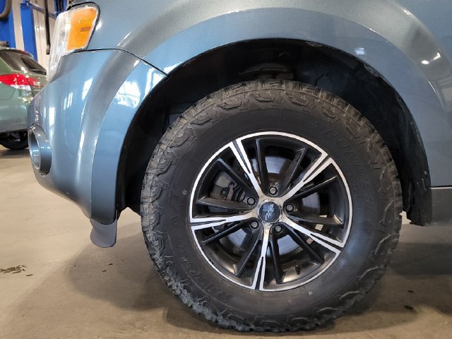 Used 2012 Ford Escape XLT AWD/4WD image 13