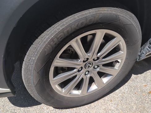 Used 2021 Lexus NX 300h AWD w/ Comfort Package image 4