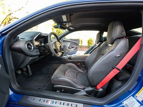 Used 2023 Chevrolet Camaro ZL1 image 16