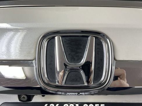 Used 2020 Honda Odyssey Elite image 32