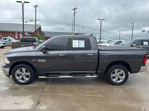 Used 2017 RAM 1500 Big Horn AWD/4WD image 4